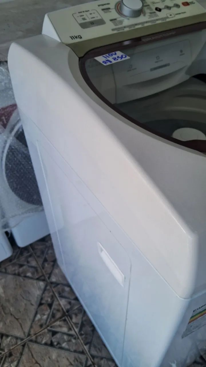 Vendo máquina de lavar Brastemp 11kg 110v cesto inox muito concervada  - Foto 3