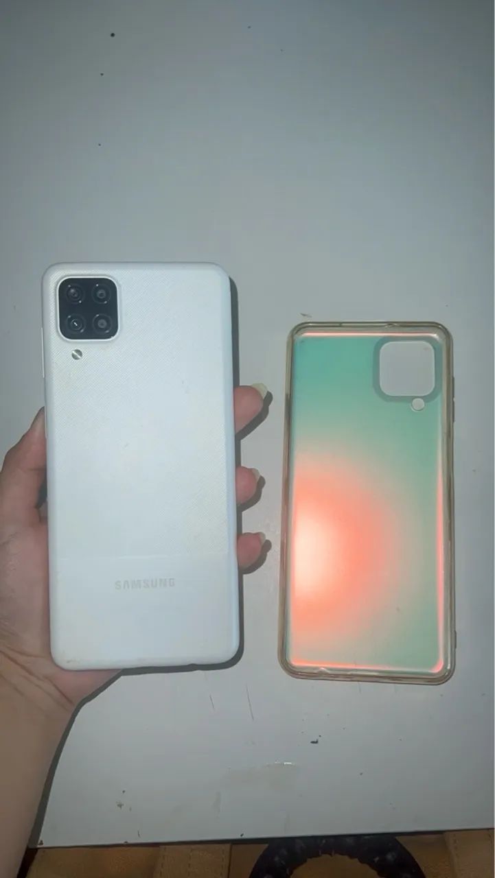 Smartphone Samsung Galaxy A12 Tela 6,5 64gb 4gb Ram em perfeito estado 