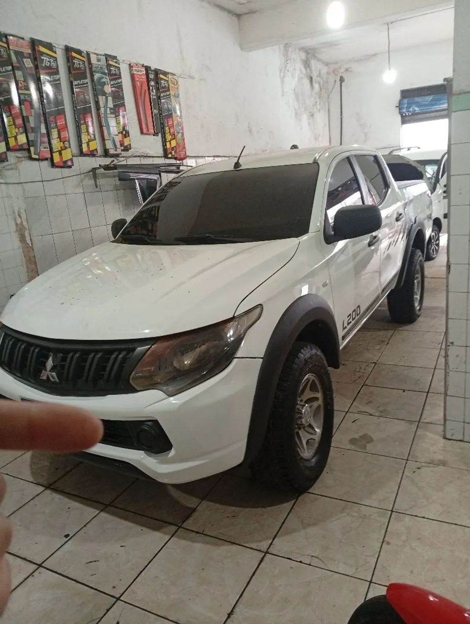 L200 Triton 2018 Manual 87.000 - Foto 3