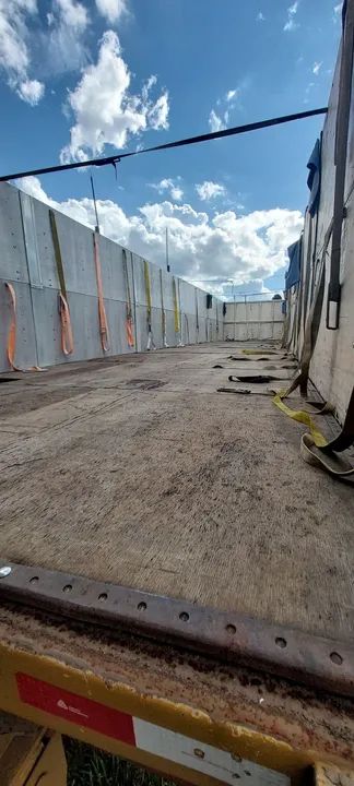 Carreta guerra 2012 comprimento 13.5 graneleiro top acima da média. - Foto 9