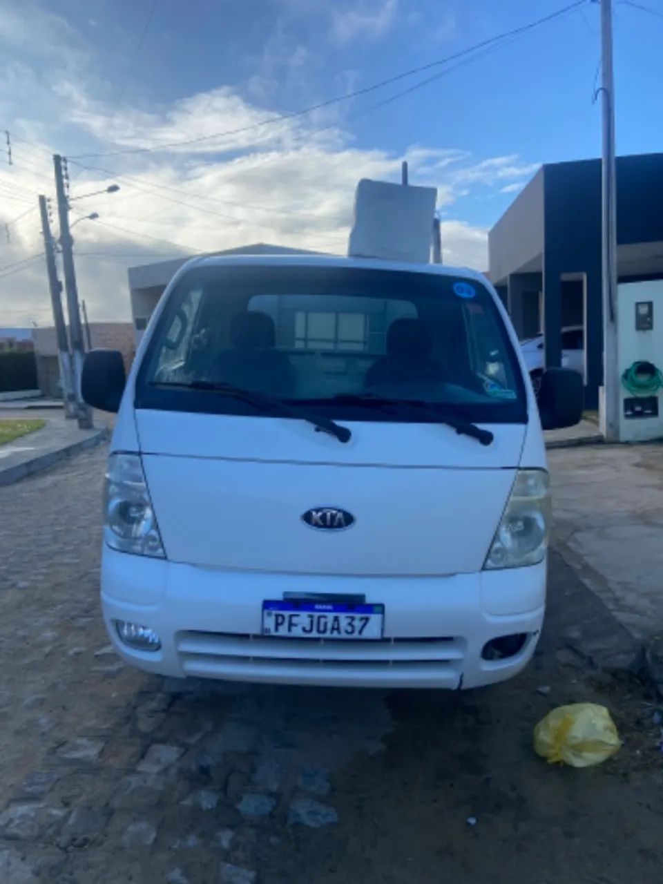 KIA BONGO - 2011
