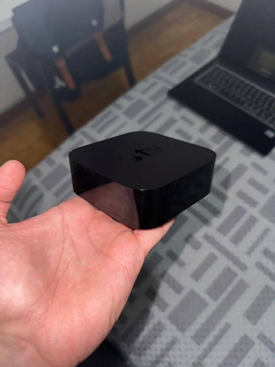 Notebook Lenovo Ultrabook + Apple TV 4 geração usados em bom estado e funcionamento 