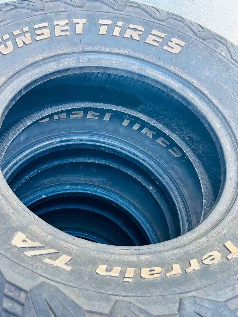 Pneus Sunset Tires Terrain T/A