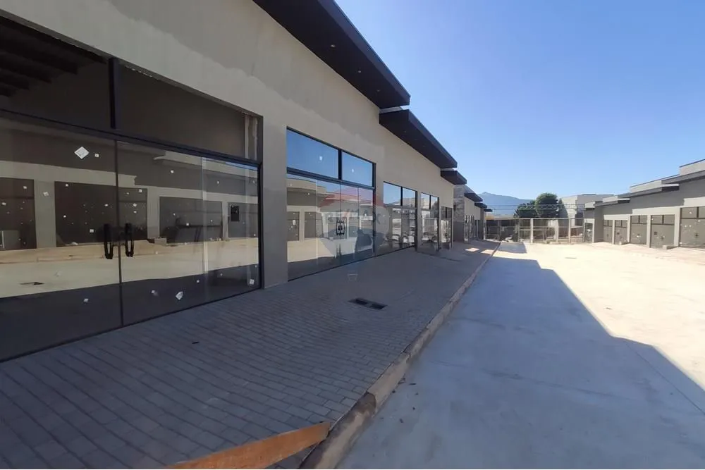 Salas comerciais de 60m² em condomínio para alugar por R$ 3.500,00/mês -Jd Cerejeiras-Atib