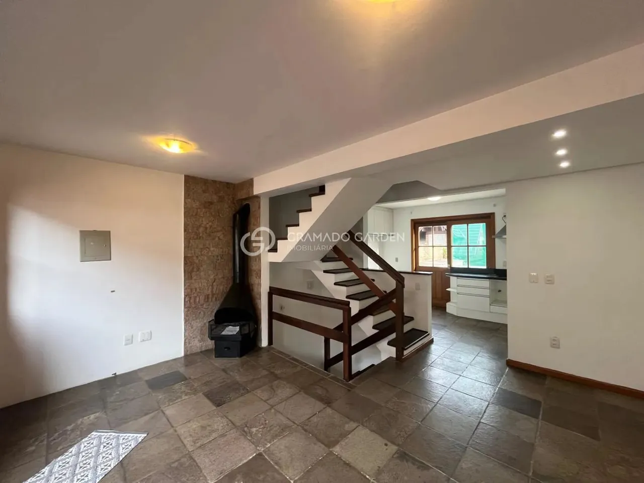 CASA NO CONDOMÍNIO QUINTA DA SERRA CANELA/RS