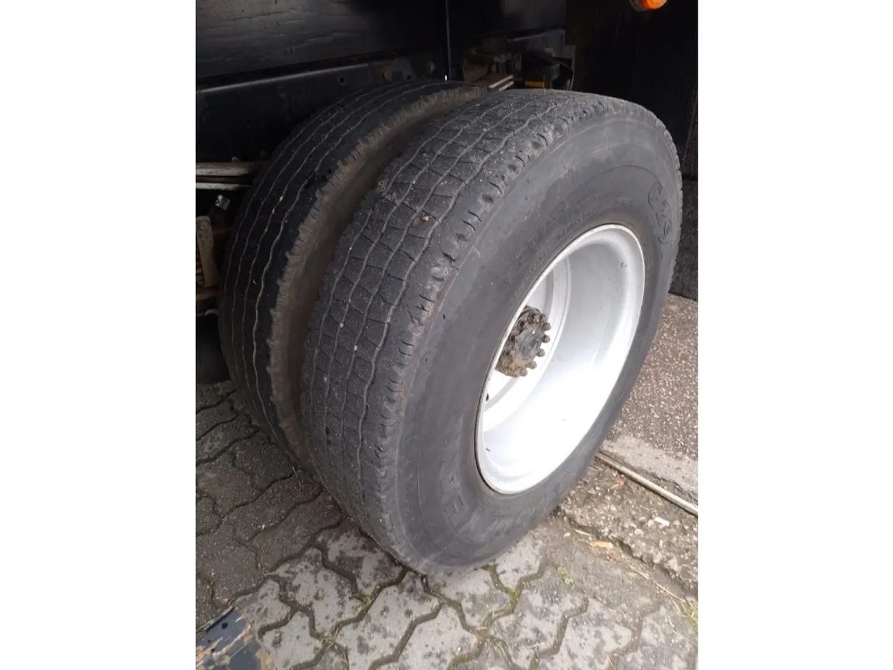 Ford Cargo 1319 2013 - Foto 8