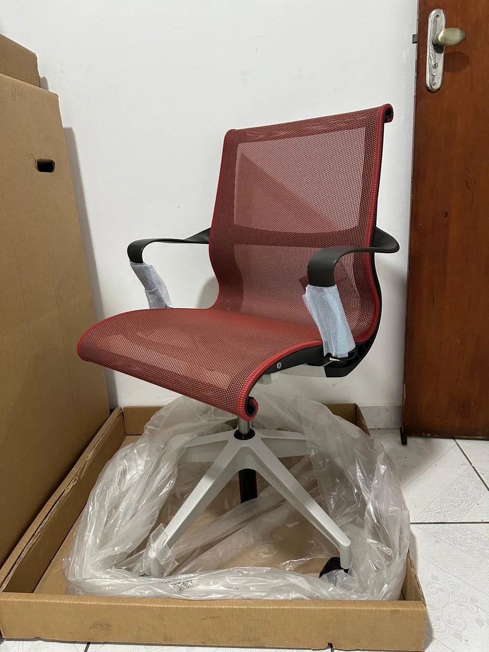 Cadeira Herman Miller Setu  - Foto 3