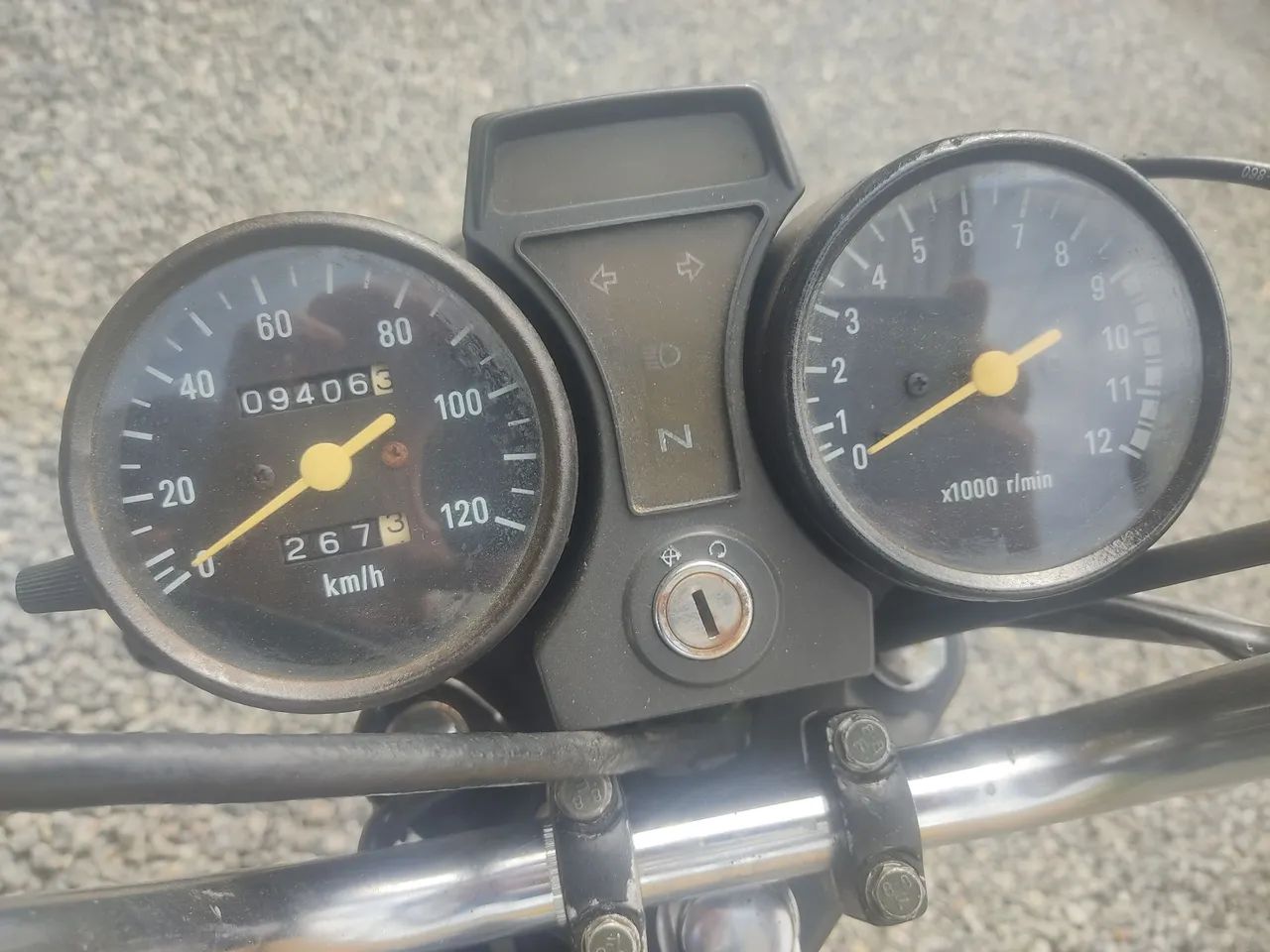Hunter 100 com 9.400km - Foto 3