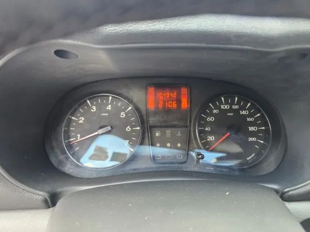 Renault Clio 2012 1.0 4 portas  - Foto 3