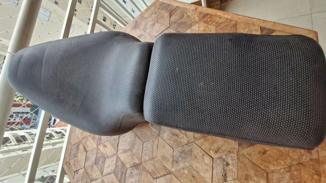 Banco couro Shadow 600  - Preto - Foto 2