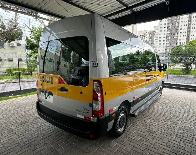 Van Renault  Master  Escolar 2025. 