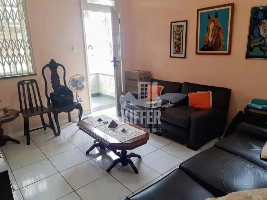 Casa com 2 moradias independentes no Fonseca, Niterói | 5 quartos, 2 suítes - Foto 2