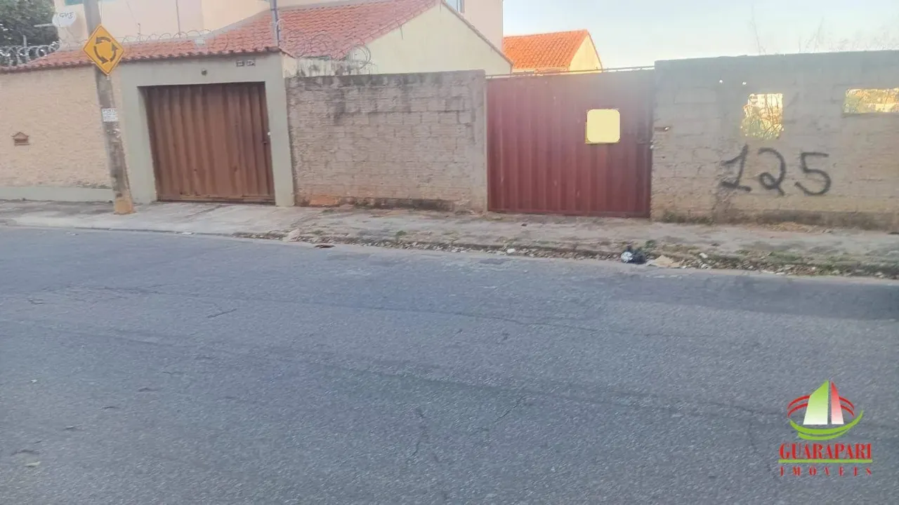 Terreno à venda, 280 m² por R$ 380.000 - Santa Mônica - Belo Horizonte/MG