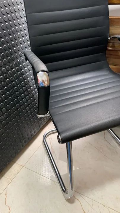 Duas cadeiras de escritório  - Foto 3