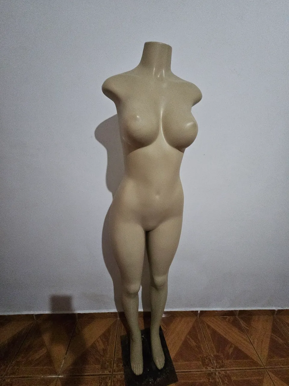 Manequim Feminino para Vitrine/Exposição