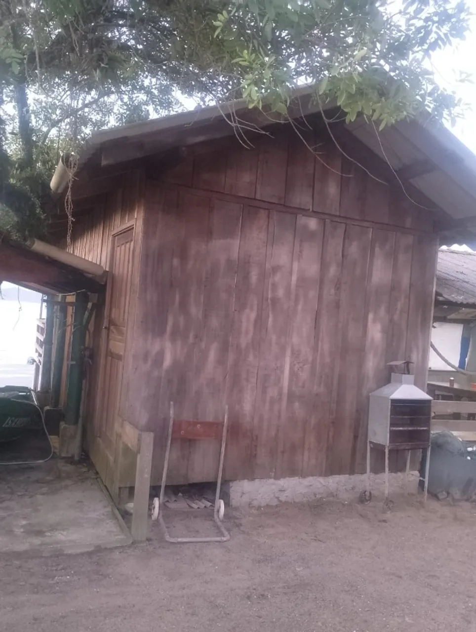 Vende-se Rancho De Pesca