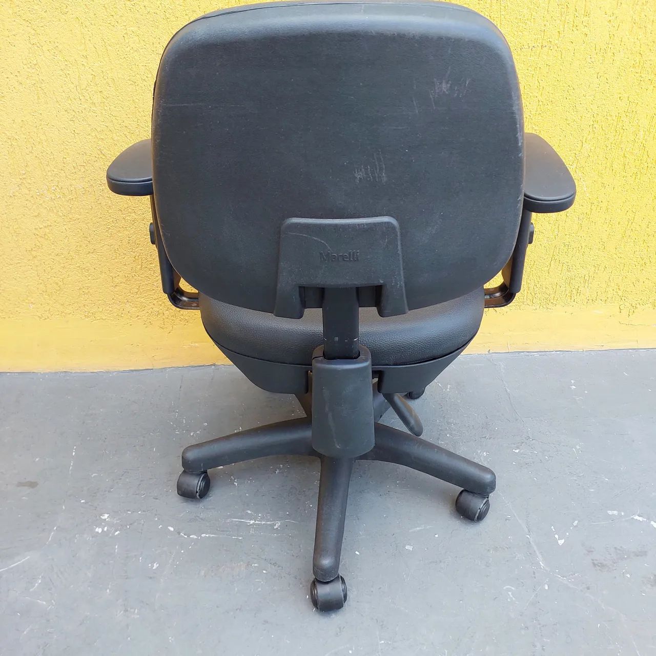 Cadeira de Escritório com braços  - Foto 4