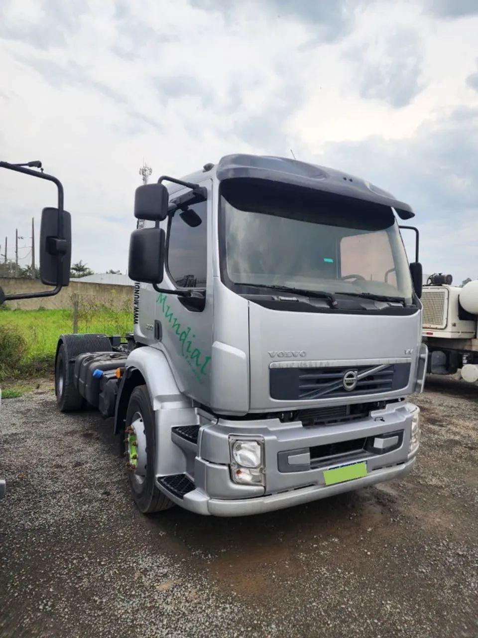 VOLVO VM 330
