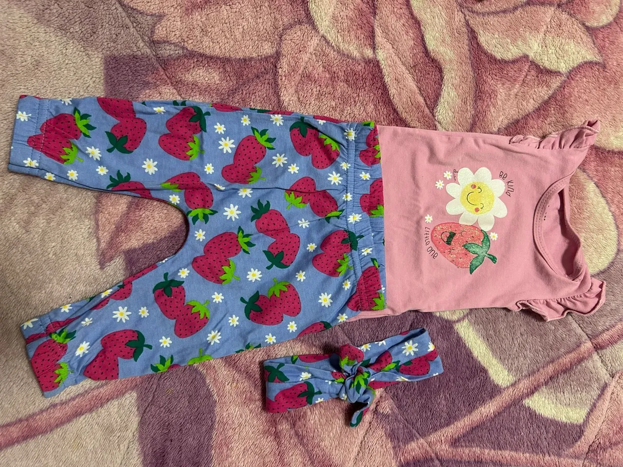 Conjunto Infantil Moranguinho - Roupa de Menina