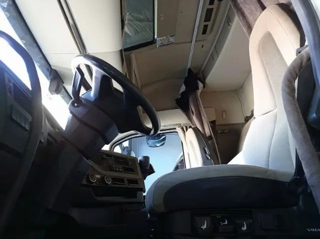 Volvo FH 460 4x2 cavalo 2018 - Foto 10