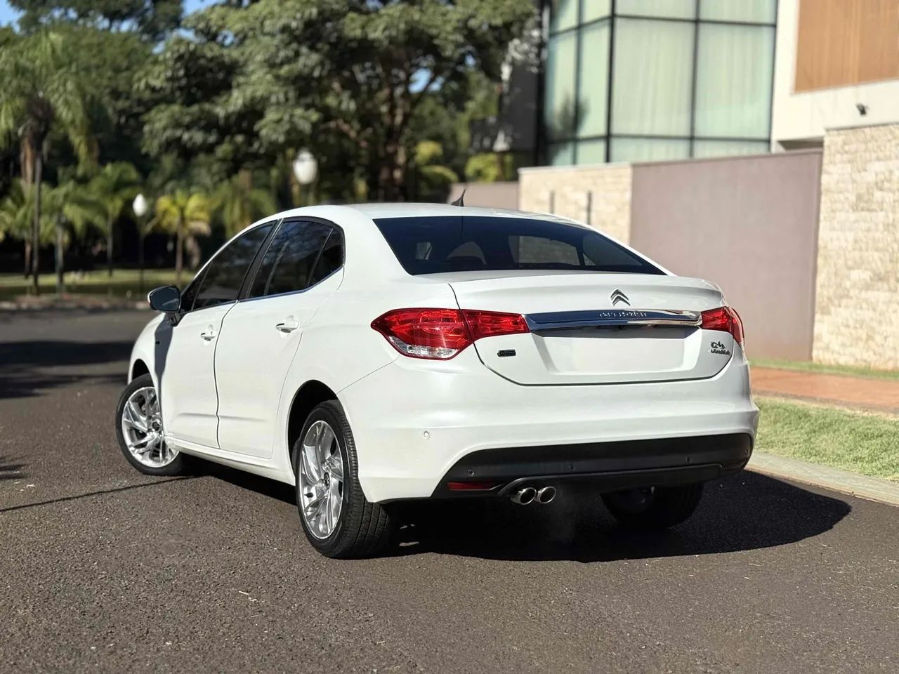 Citroen C4 lounge 2015 1.6 exclusive 16v turbo flex 4p automático - Foto 4