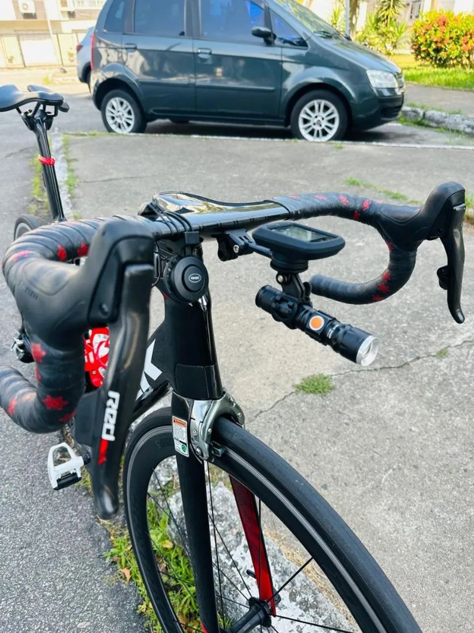 [TROCA POR TT] Trek Madone 9 - 56 (L) - Impecável  - Foto 4