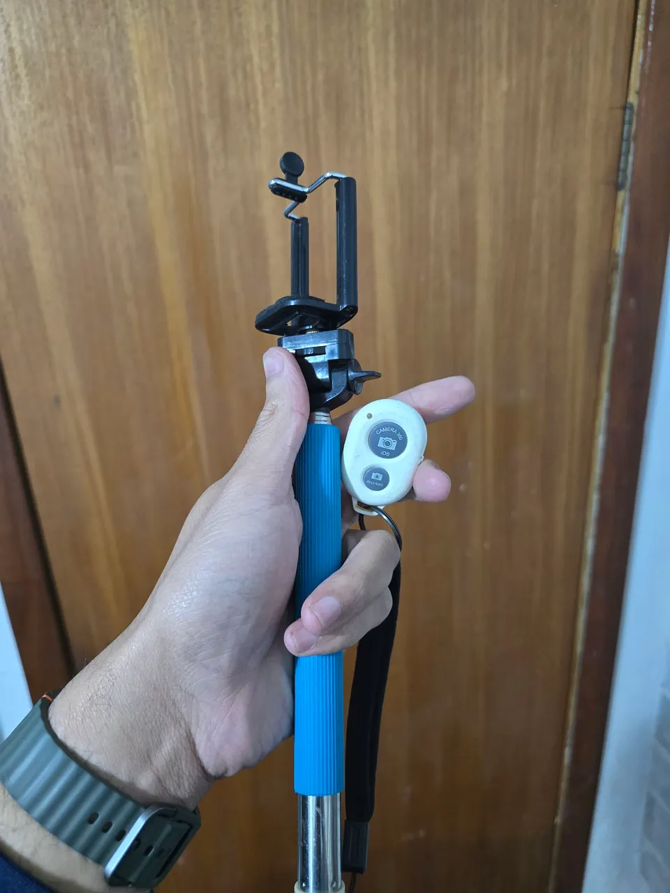 Bastão de Selfie com Controle Remoto