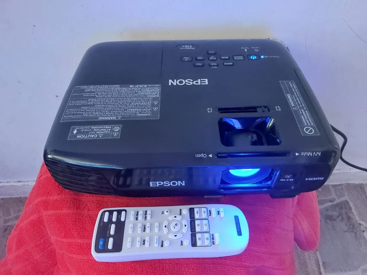 Projetor Epson S 18 +