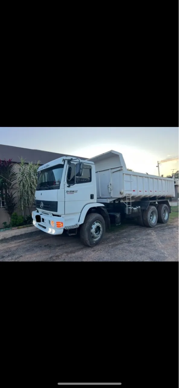 Mercedes benz 2423.    240 mil 