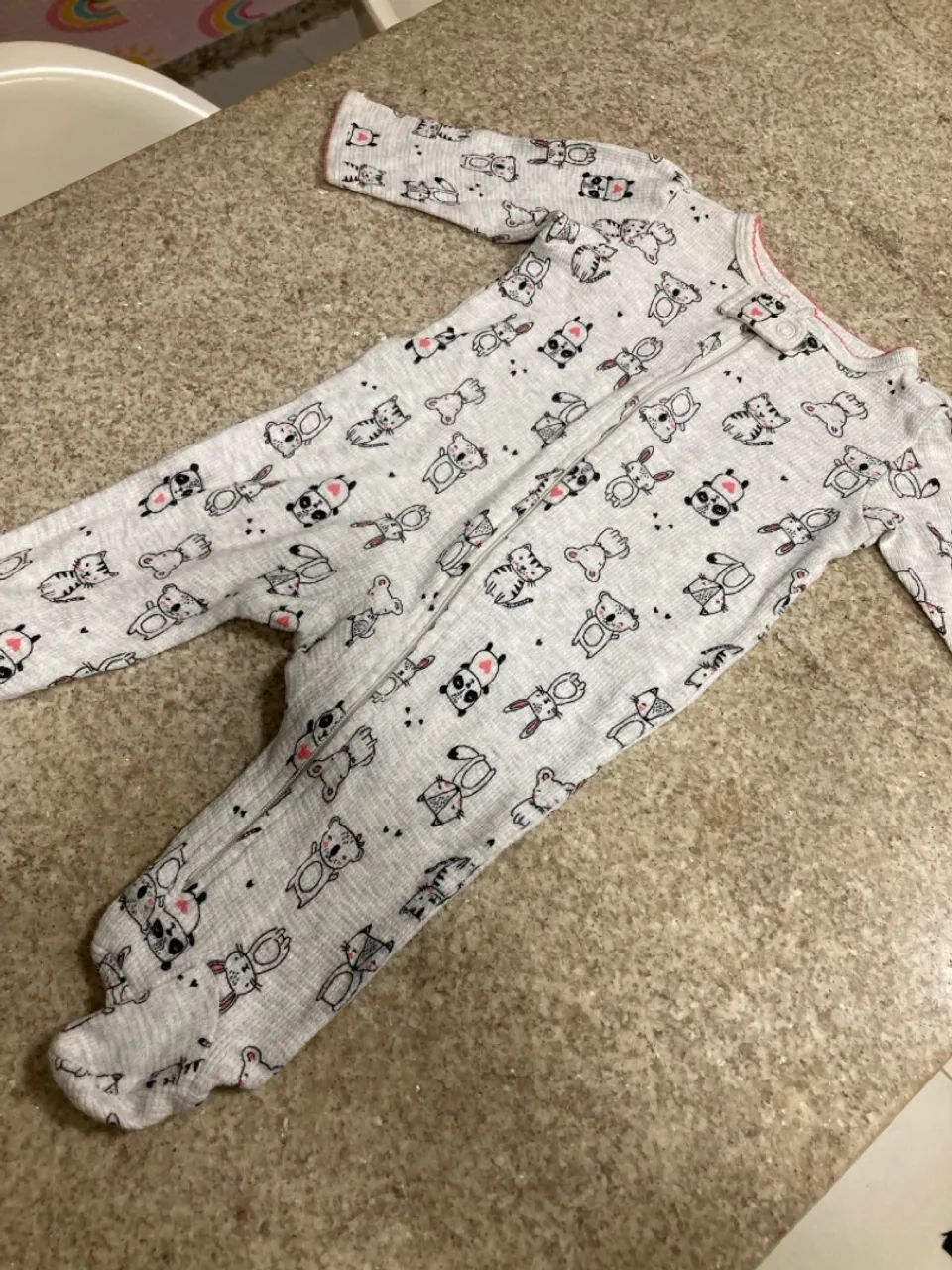 Macacão de Bebê Estampado - Carter's - Foto 3