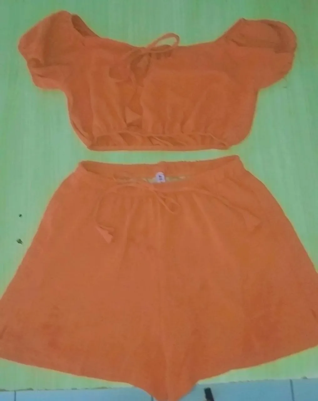 Conjunto Cropped e Short Laranja