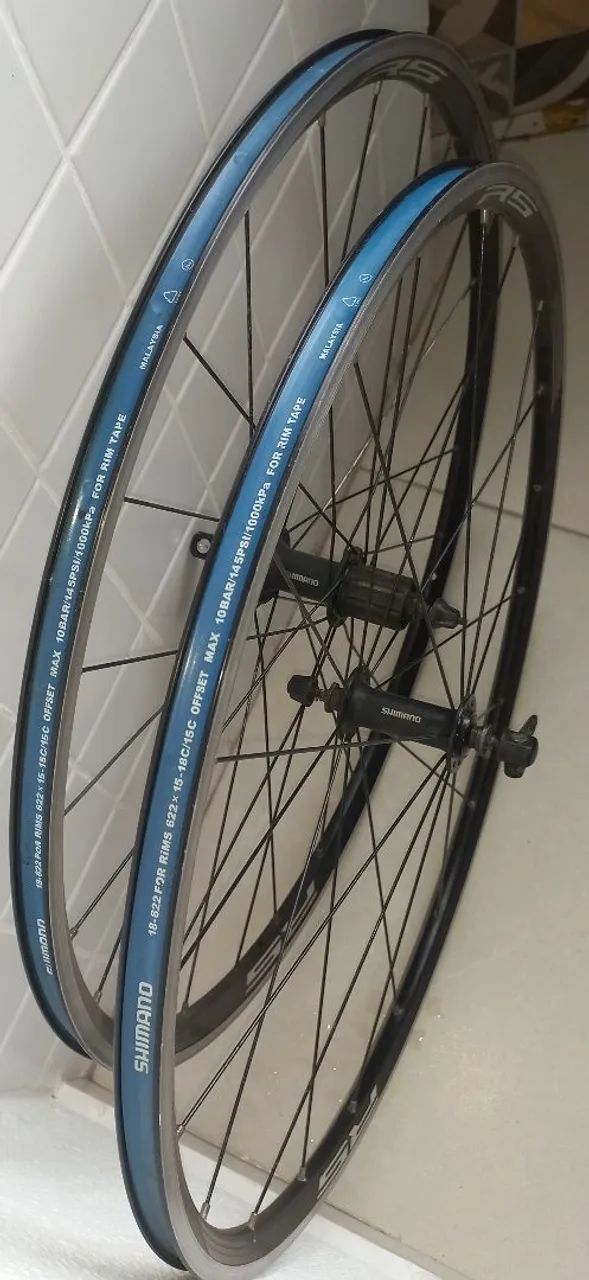 Par de rodas de Bicicleta speed 700C, Shimano WH-RS010 - Foto 2