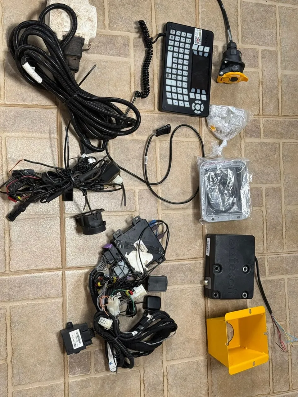 Rastreador Completo para Caminhão Onixsat