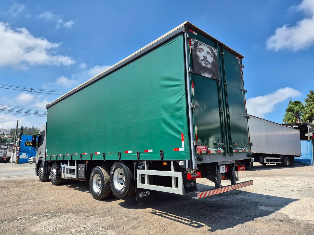 Scania p320 2024 bitruck 4 eixos 8x2 baixo km - Foto 12