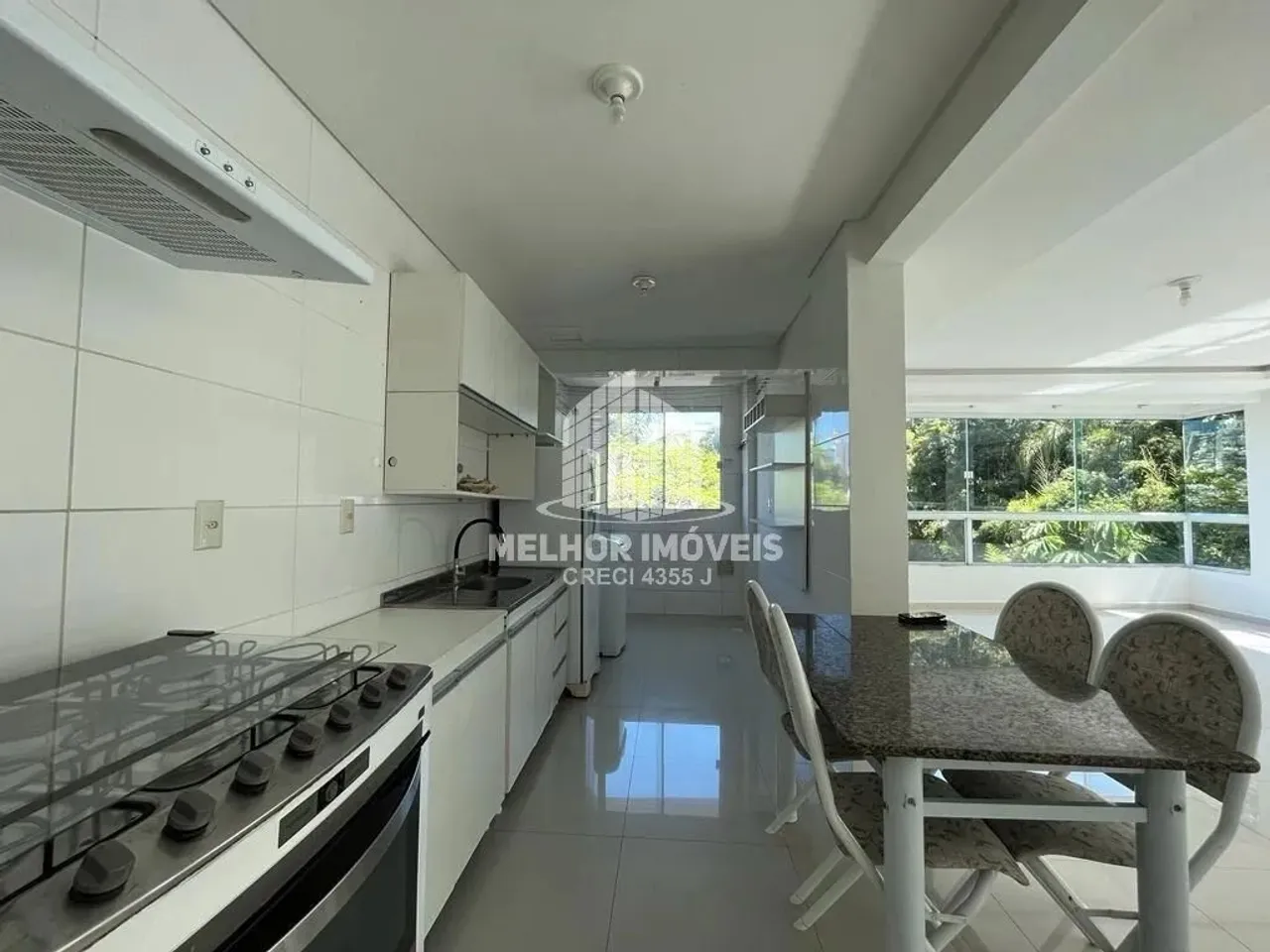 Apartamento para alugar no bairro Ariribá em Balneário Camboriú/SC