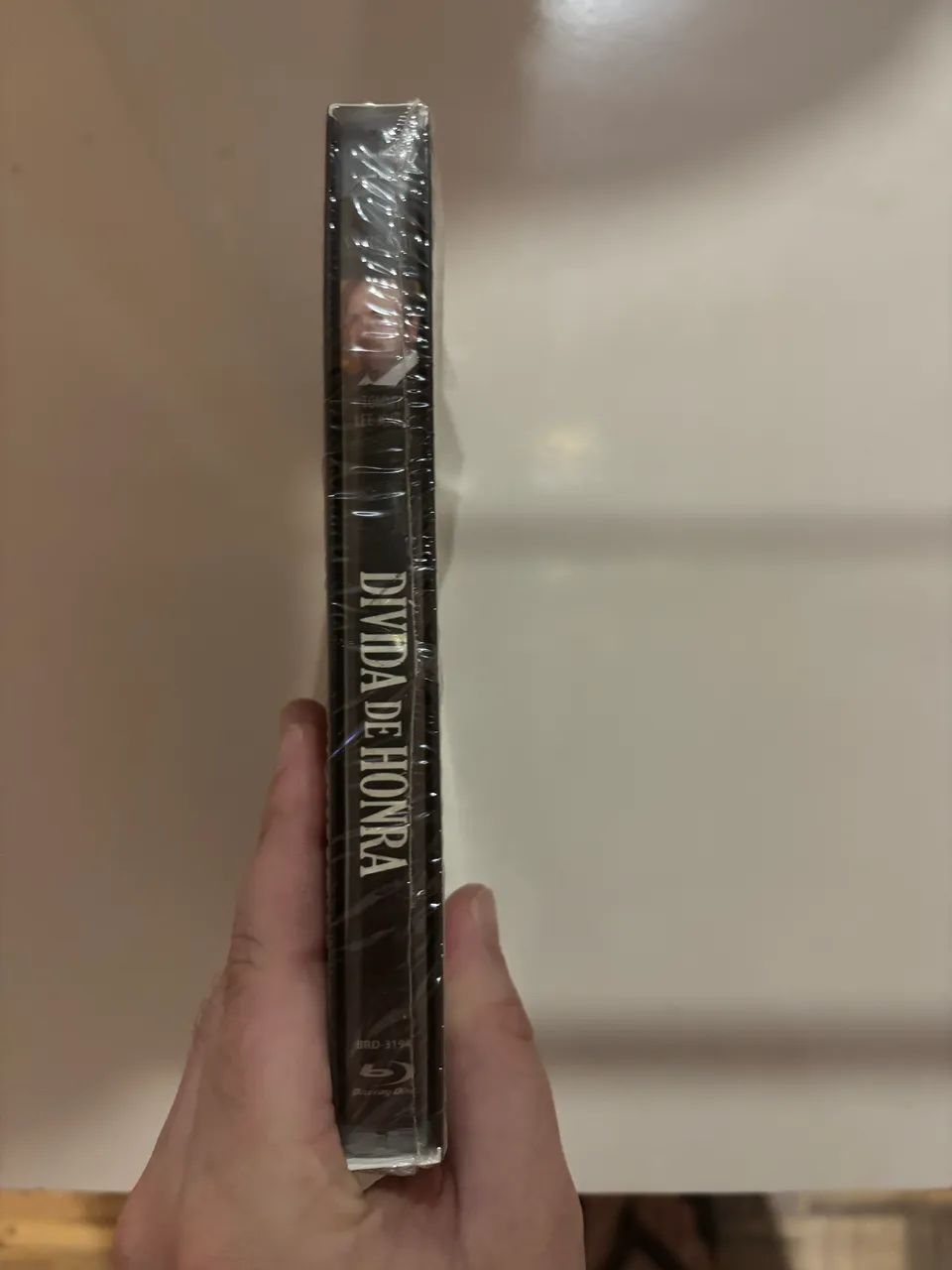 Blu ray divida de honra ( versão da versátil com luva) lacrado - Foto 2