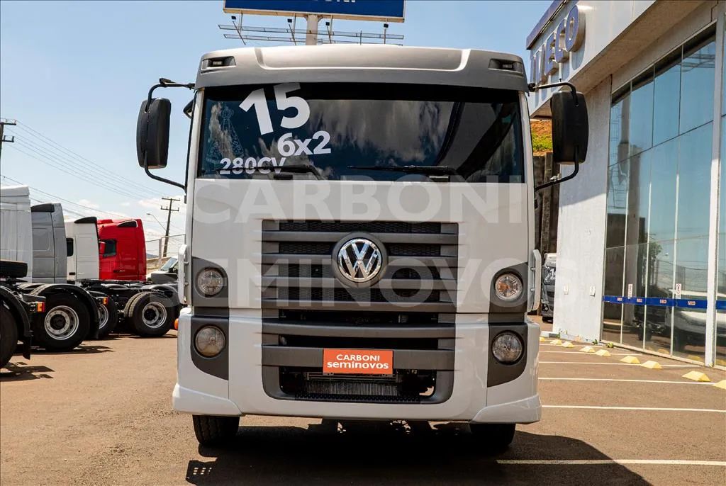 VOLKSWAGEN CONSTELLATION 24-280 CRM 6X2, ANO 2014/15