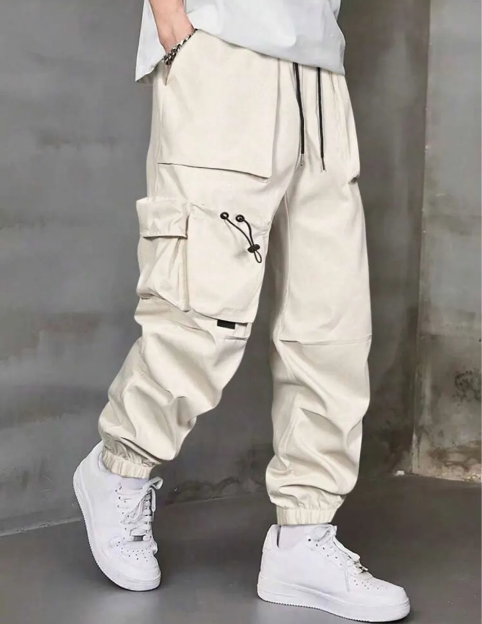 Calça cargo bege EGG