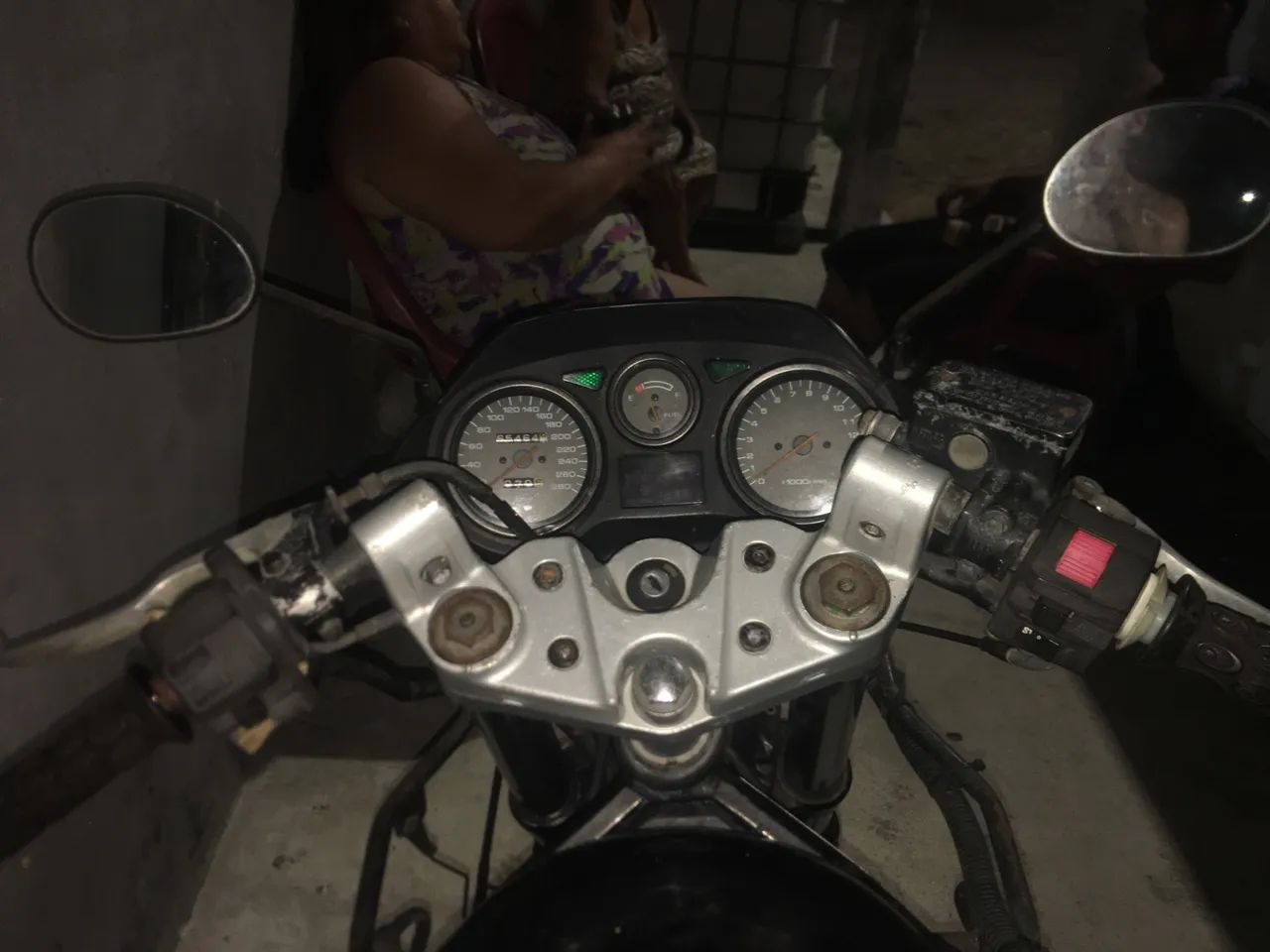 MOTO GSX750F Ano1998-1999 - Foto 5