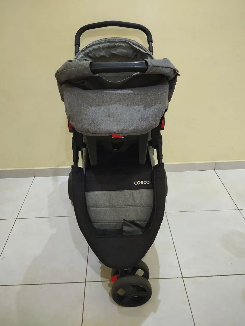 Carrinho de bebê Cosco - Foto 2