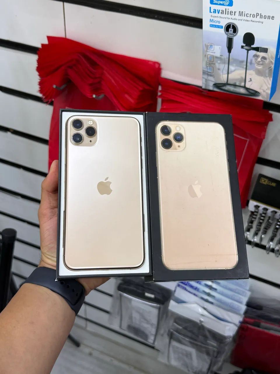 Apple iPhone 11 Promax 256 本体 iPhone 11 Pro Max 256GB com menor preço e em até 10x - Trocafone