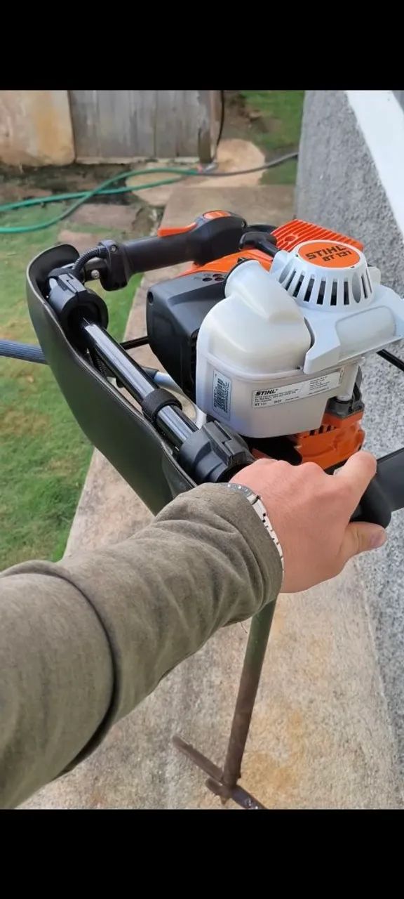 perfurador Stihl BT 131 semi-novo - Foto 5