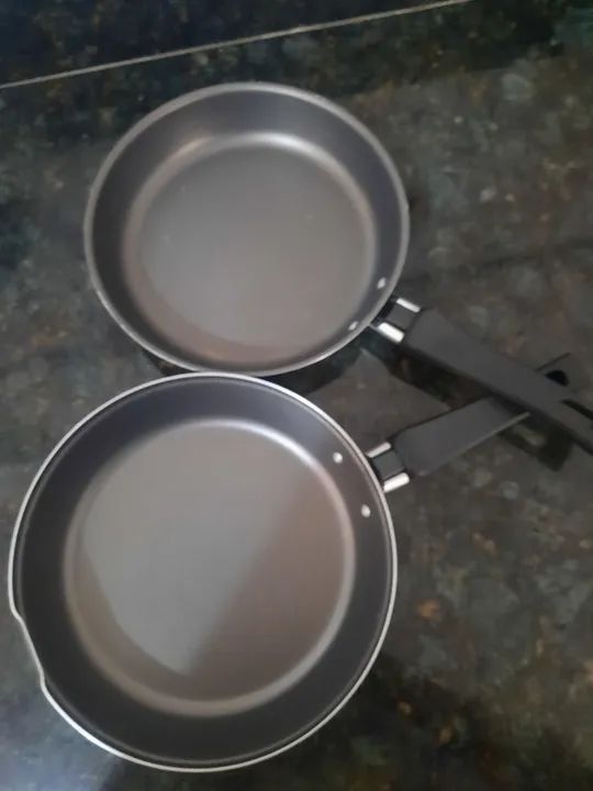 Panquequeira Tramontina Teflon Seminova - Foto 2