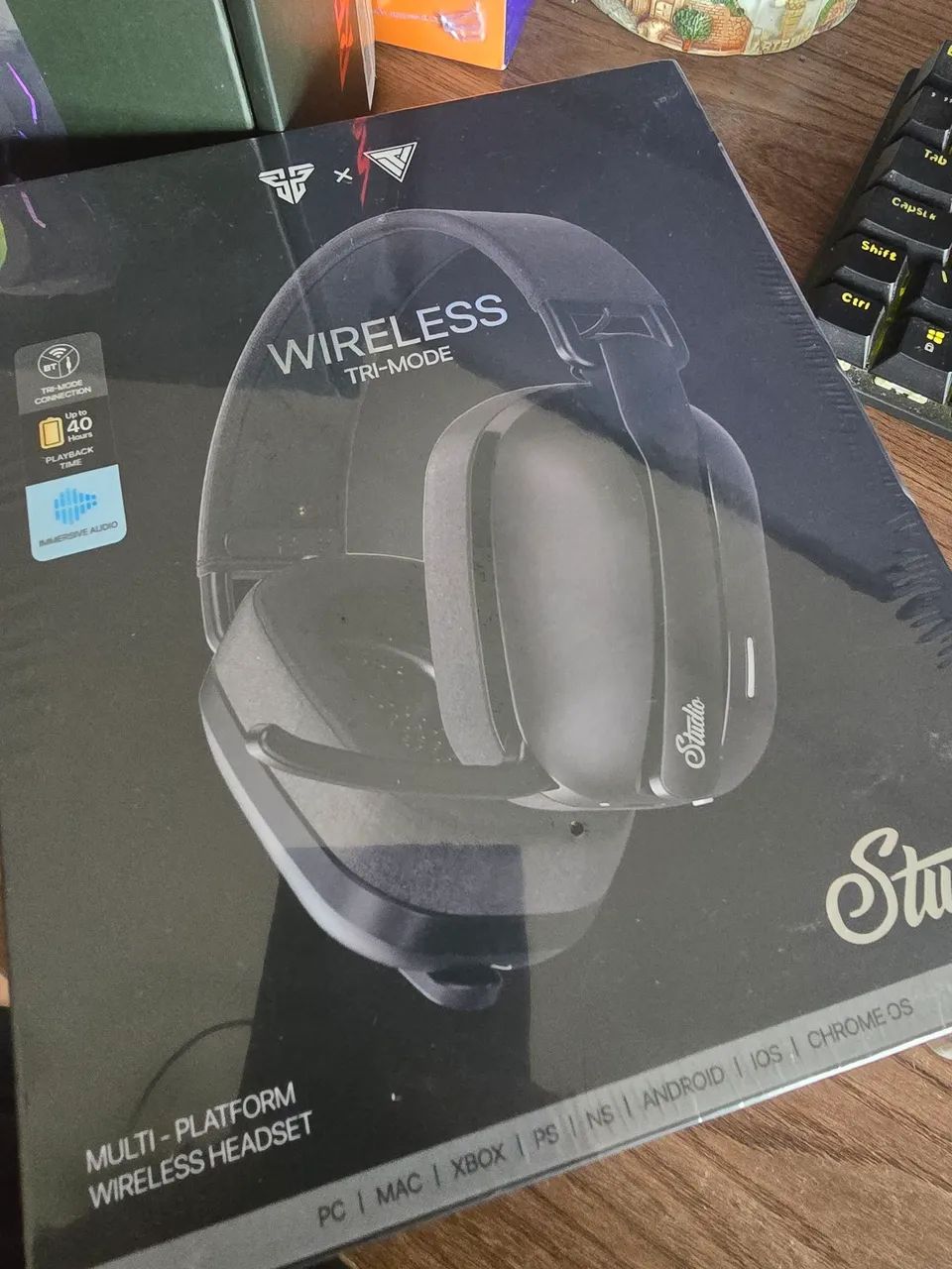 Headset Studio Wireless TRI Mode