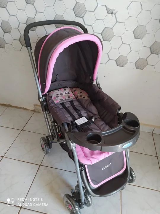 Carrinho de Bebê Cosco - Rosa reversível 