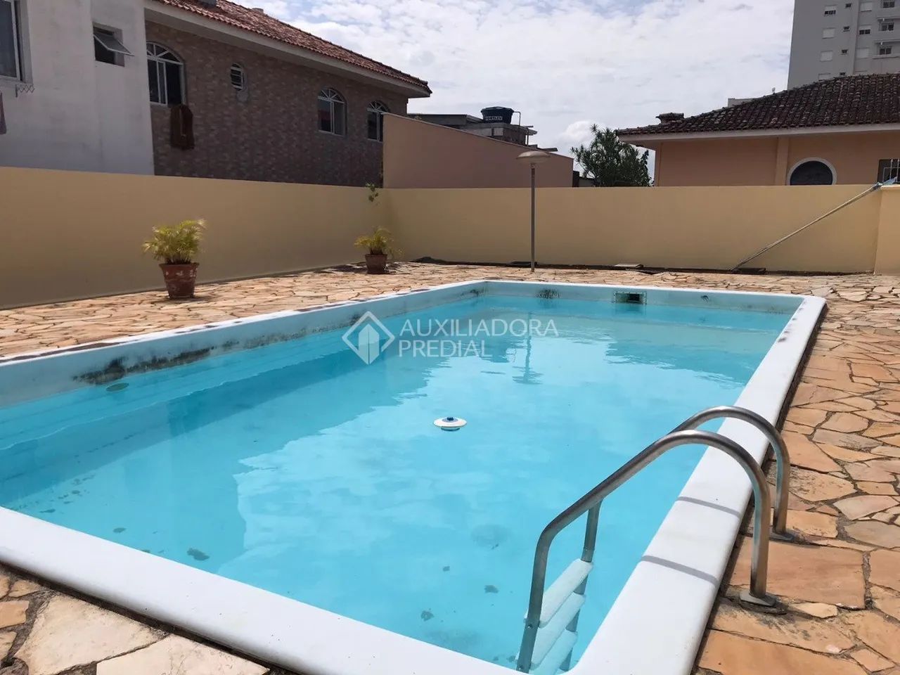 Casa residencial na Agronômica/Florianópolis