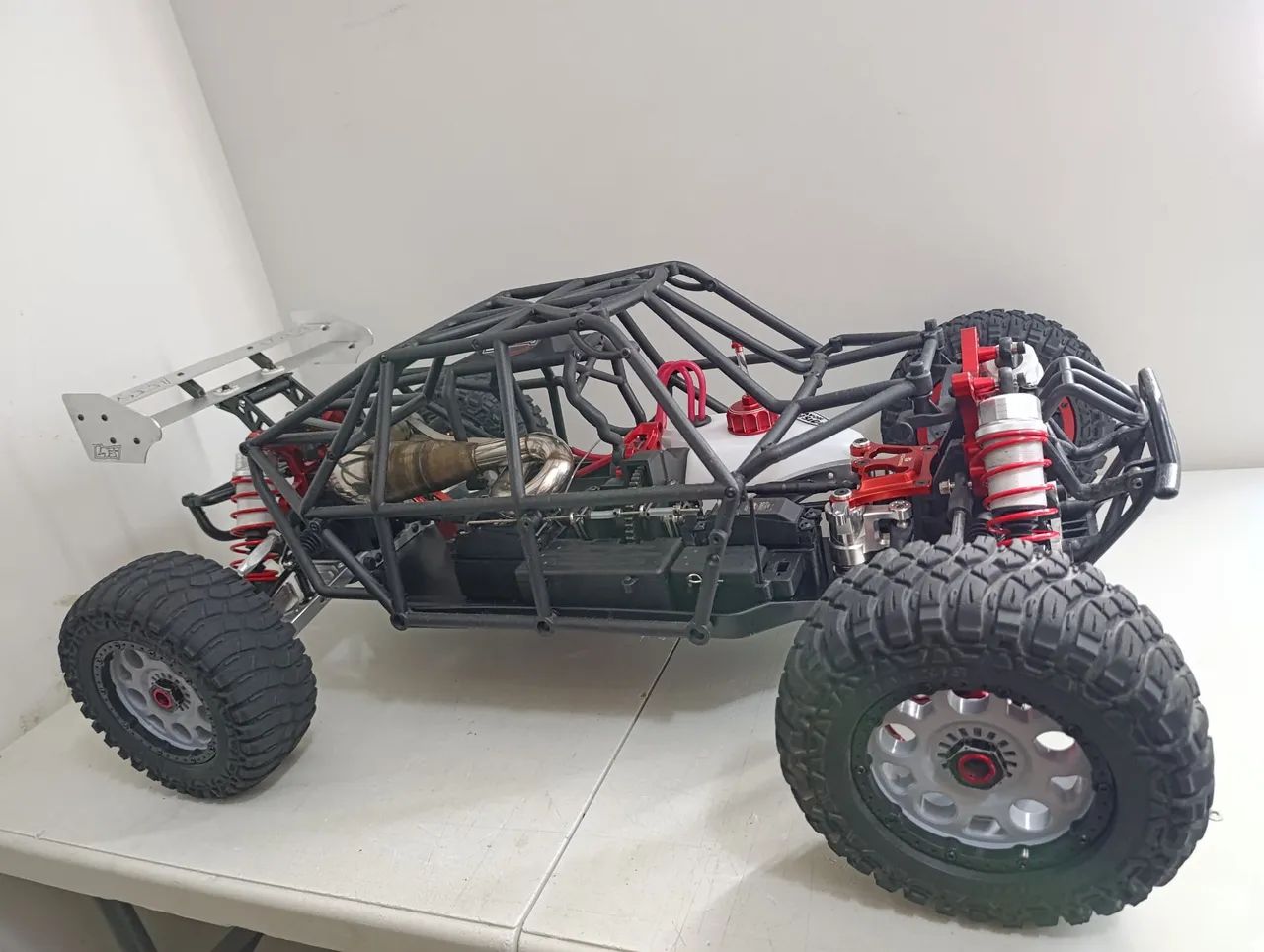 Automodelo chassis Losi dbxl 1/5 - Foto 3