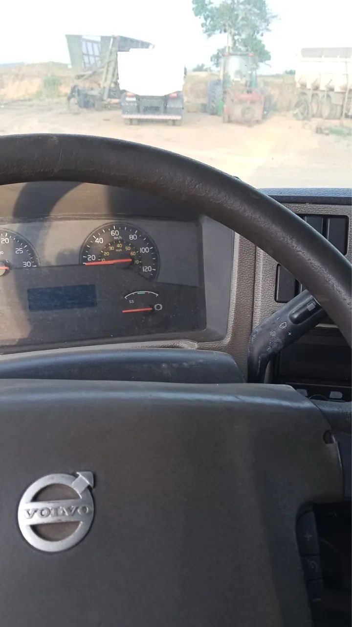 Vendo Volvo VM 330 - Foto 10