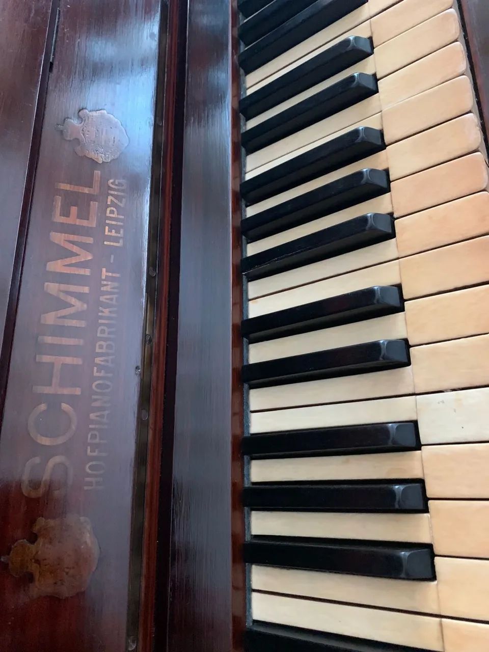 Schimmel German Piano64961611554050122