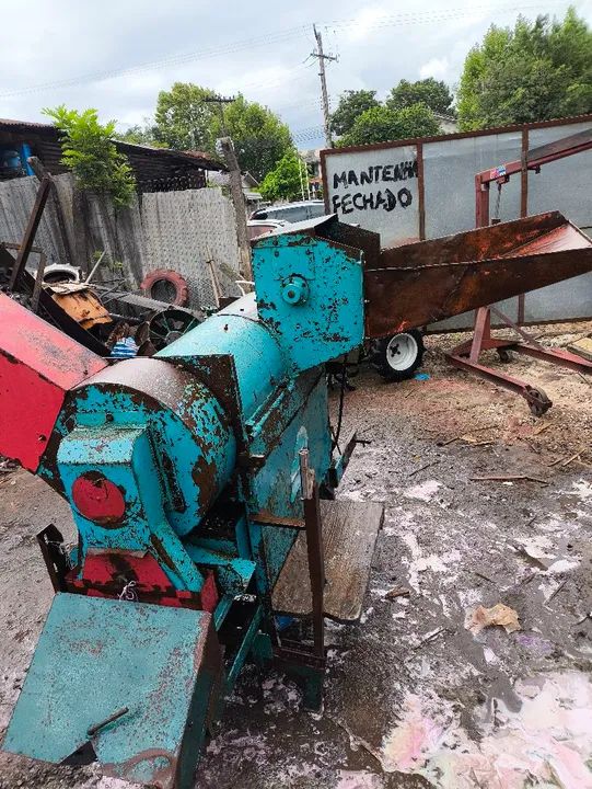 Batedor de grãos funcionando 